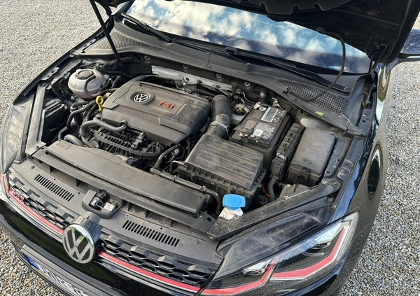 Volkswagen Golf cena 88800 przebieg: 92000, rok produkcji 2019 z Sobótka małe 562